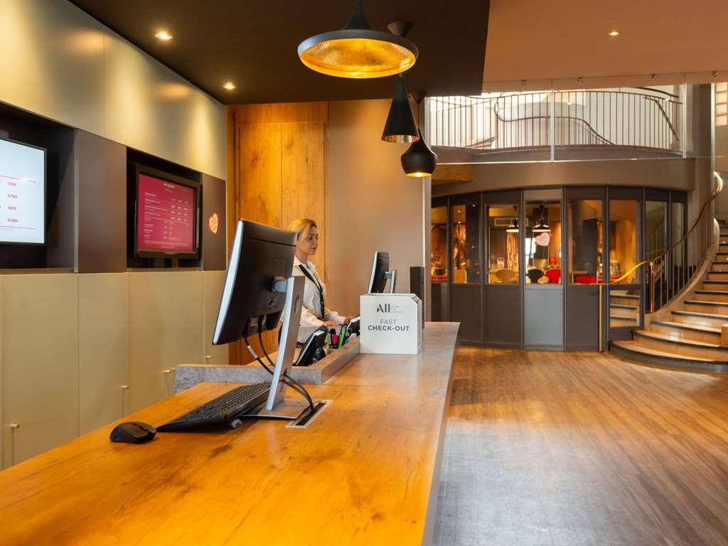 Ibis Strasbourg Centre Gare Hotel Exterior foto